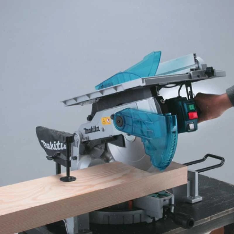 Makita LH1201FL 1 650 W • 305 mm