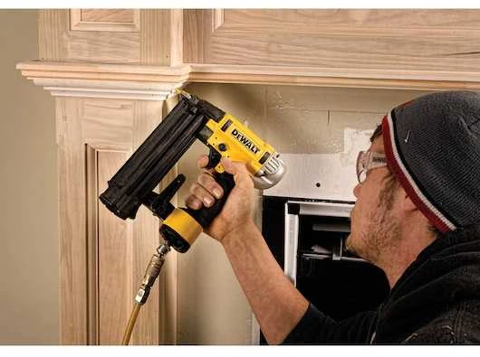Pneumatinis viniakalis DeWalt DPN1850PP-XJ