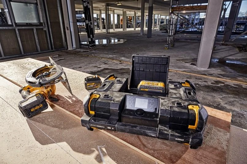 DeWalt DWST1-81078-QW Radijo imtuvas kroviklis
