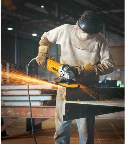 Kampinis šlifuoklis DeWalt DWE 492S + DWE4207