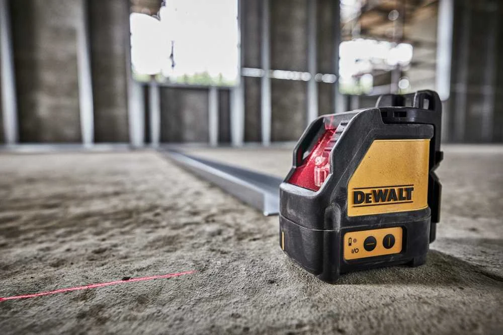 Kryžminis lazerinis nivelyras DeWalt DW088KTRI-XJ + stovas