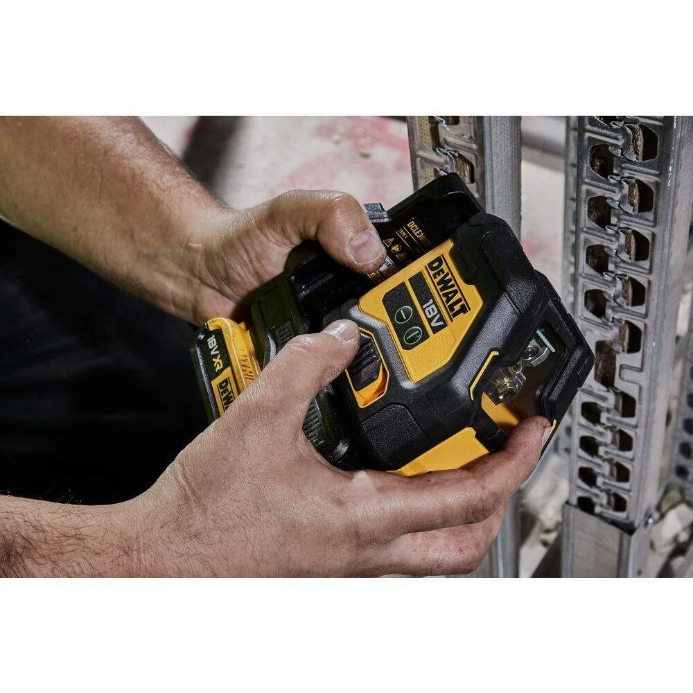Kryžminis lazerinis nivelyras DeWalt DCLE34021N-XJ; 18 V (be akumuliatoriaus ir pakrovėjo)