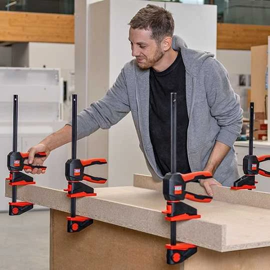 Spaustuvai su pasukama rankena BESSEY 450/80