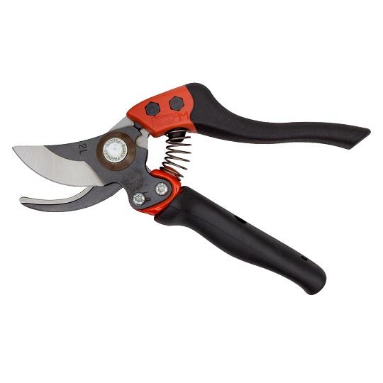 Bahco Profesionalus, ergoniminis sekatorius su pasisukančia apatine ranenėle. Vidutinei rankai, 3 dydžio galva (iki 30 mm). Visos dalys yra keičiamos.