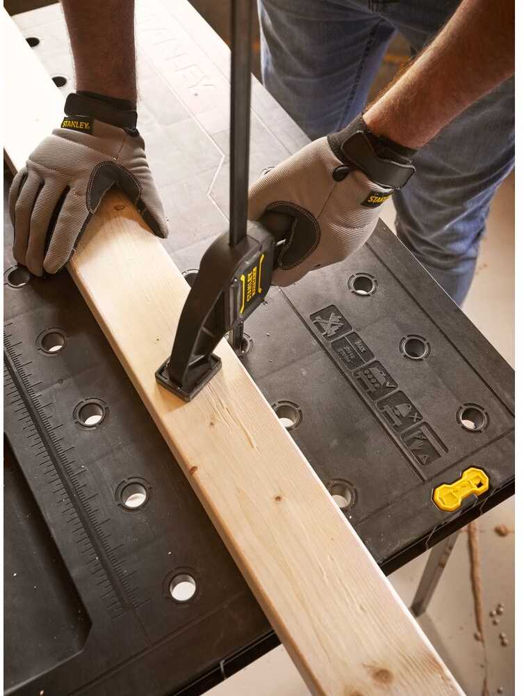 Stanley esminis darbo stalas