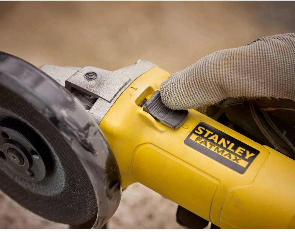STANLEY KAMPINIS ŠLIFUOKLIS 600W FMEG615 115mm