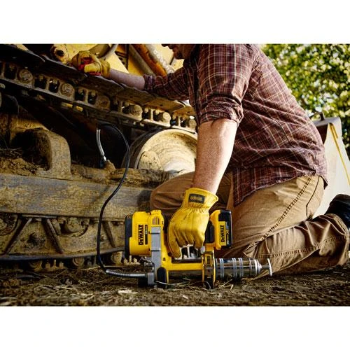 Akumuliatorinis tepalo švirkštas DeWalt DCGG571M1-QW; 18 V; 1x4,0 Ah akum.