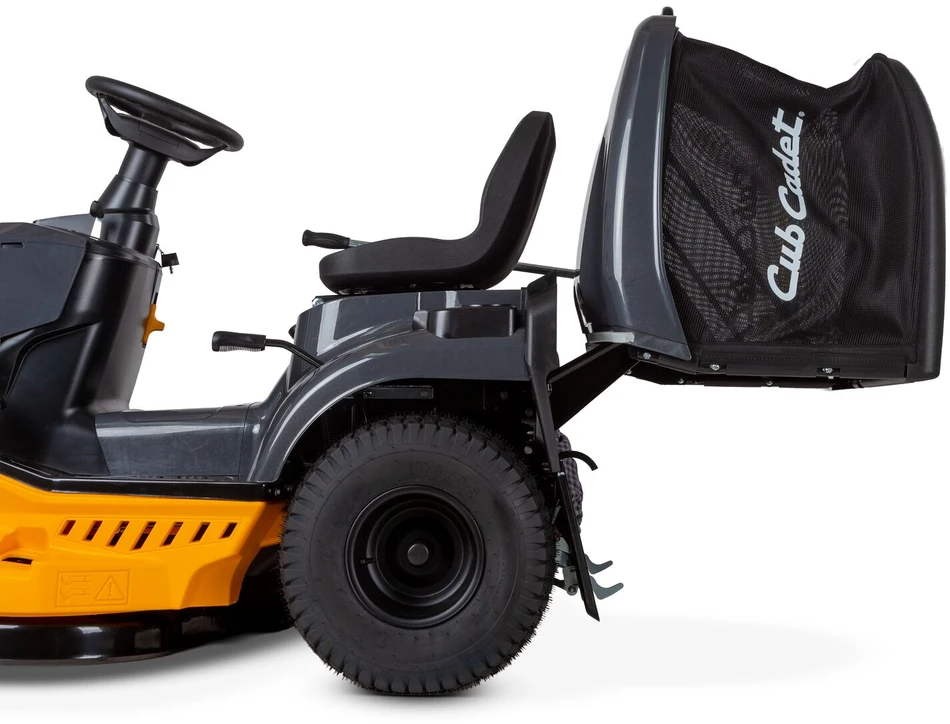 spalinowy traktorek sodo, vejapjovė, pjovimo plotis 86cm, LT1 R86, Cub Cadet [13ABR5CH603]