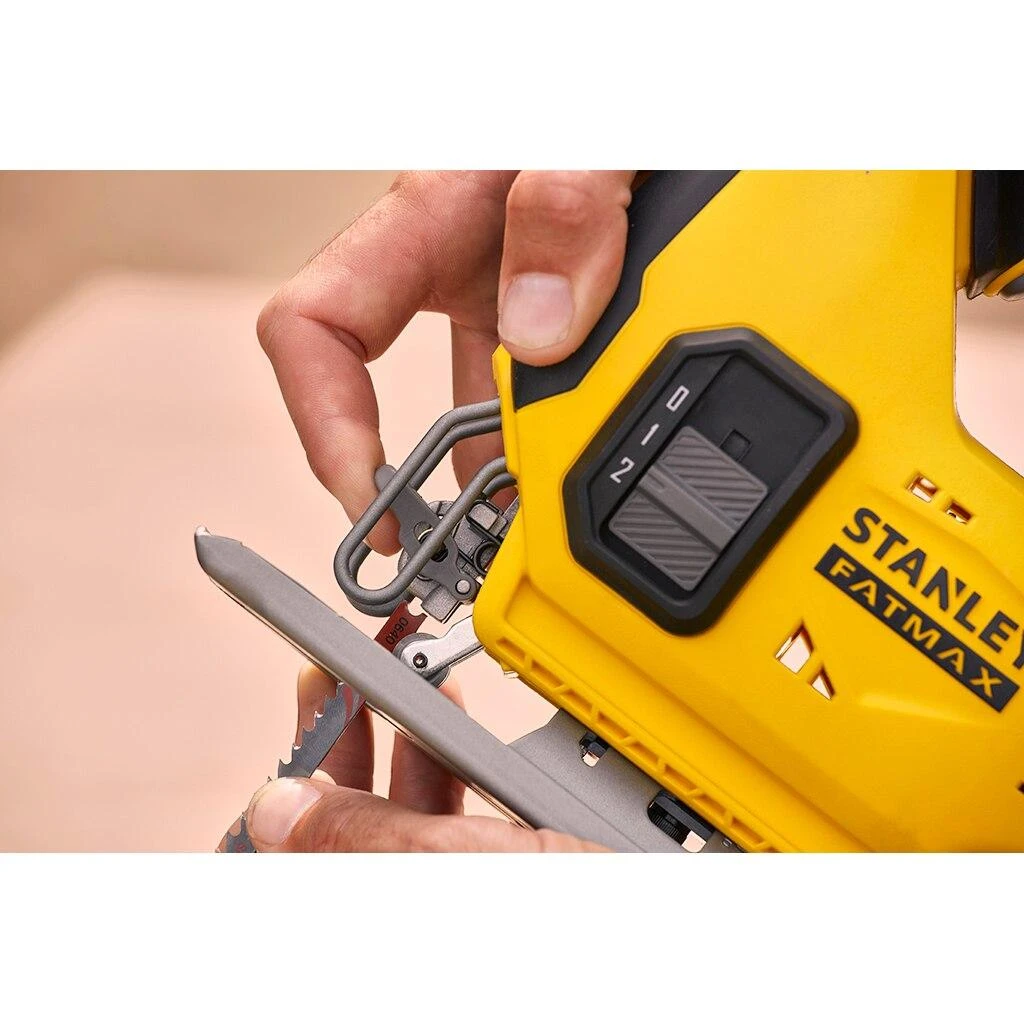 STANLEY siaurapjūklis SFMCS600B 18V be akumuliatoriaus ir kroviklio