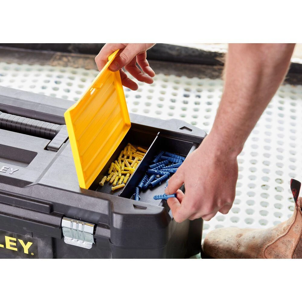 STANLEY ĮRANKIŲ DĖŽĖ ESSENTIAL MET.ZATRZ. 26″