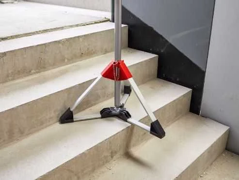 Trikojis stovas atramoms BESSEY ST/STE