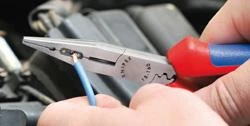 Elektriko replės ilgomis žiaunomis KNIPEX 1301