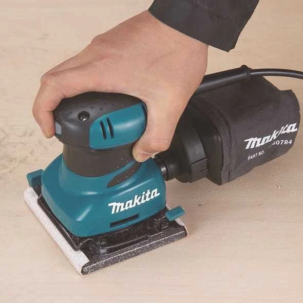 Plokštuminis šlifuoklis Makita BO4556K