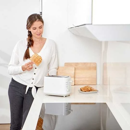 Skrudintuvas Black & Decker Toaster Juodas & Decker BXTOA820E (820W)