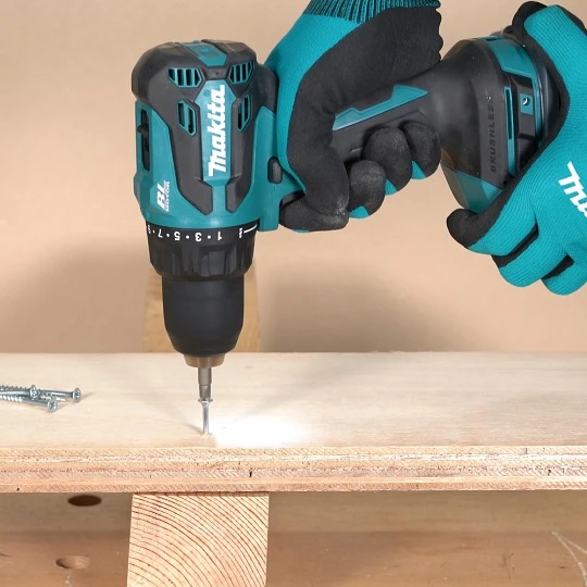 MAKITA SUKTUVAS 18V DDF490SF1J 65/27Nm 1×3,0Ah BL