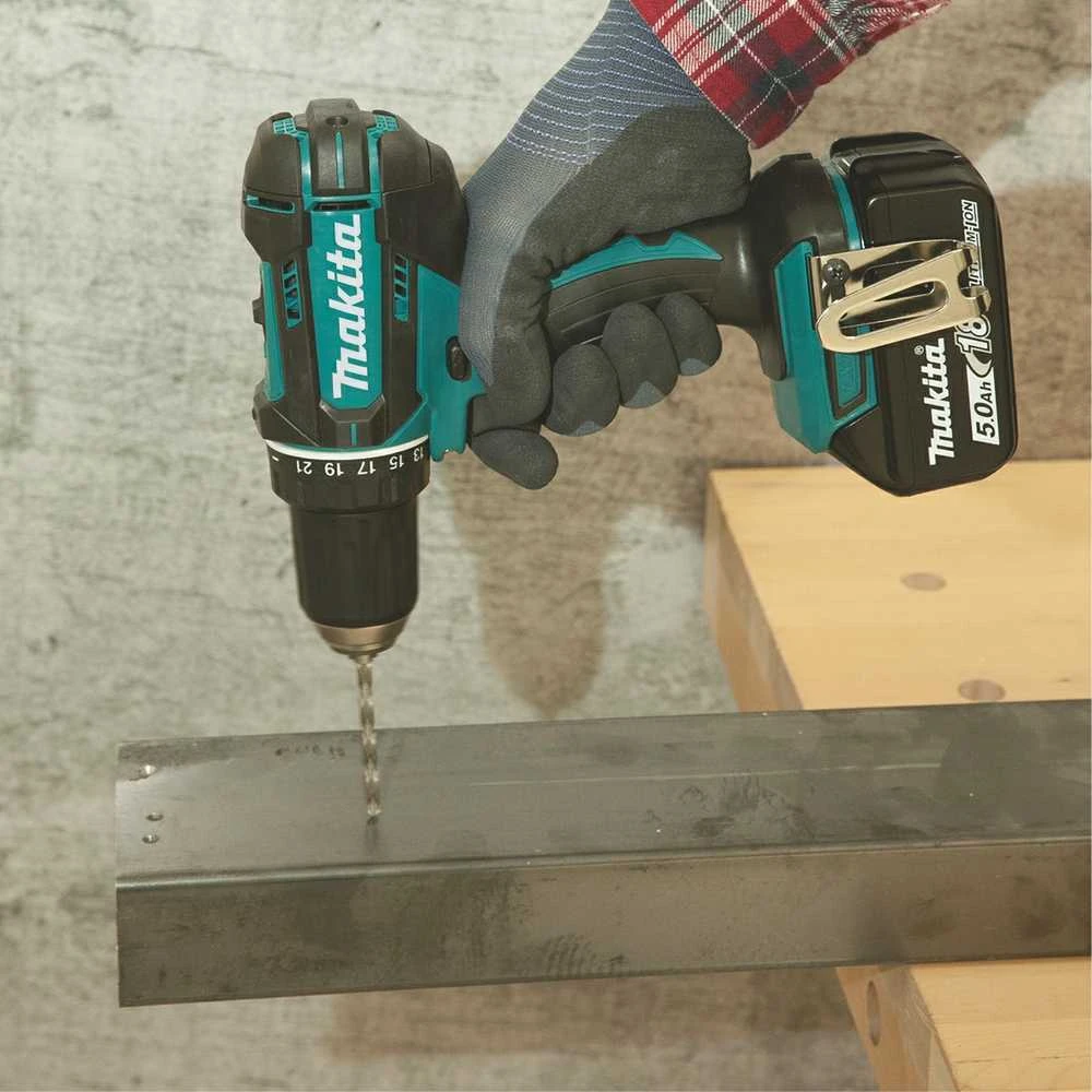 Makita akumuliatorinis suktuvas gręžtuvas DDF482RFJ, 18V, 2x3.0Ah, 62/36 Nm