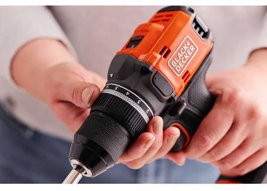 Black & Decker wiertarko-wkrętarka akumuliatorinė 18V Juodas & Decker [BLD682D1XK-QW] 2,0Ah
