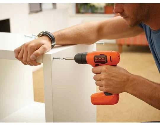 Black & Decker Juodas & Decker wiertarko-wkrętarka akumuliatorinė 7,2V, Juodas & Decker [BDCD8-QW] 1,5Ah, Li-Ion