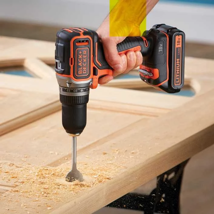 Black & Decker BD ATSUKTUKAS 18V BL186KB 52Nm 2x1,5Ah BL