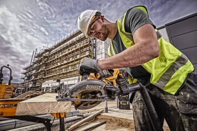 Diskinis pjūklas Dewalt DCS577N-XJ