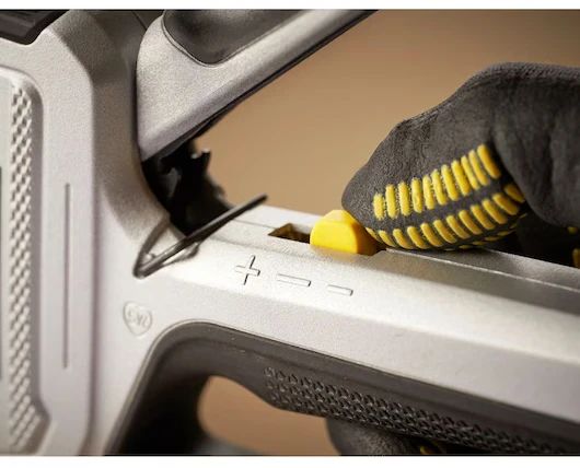 Mechaninis apkabėlių/vinių plaktukas Stanley FMHT70250-0