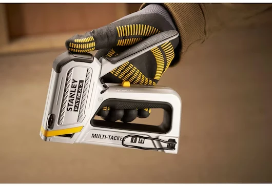 Mechaninis apkabėlių/vinių plaktukas Stanley FMHT70250-0