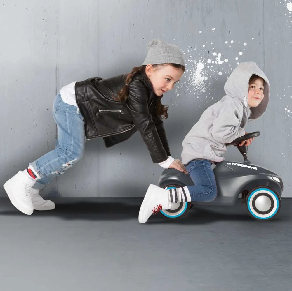 Smoby BIG Vaikiškas automobilis Bobby Car Neo Antracit