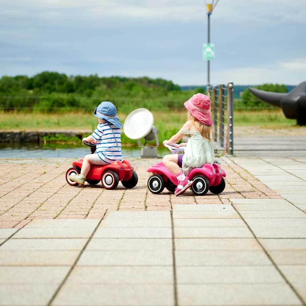Smoby BIG Vaikiškas automobiliukas Bobby Car Neo Raudonas - ergonomiškas, tvirtas
