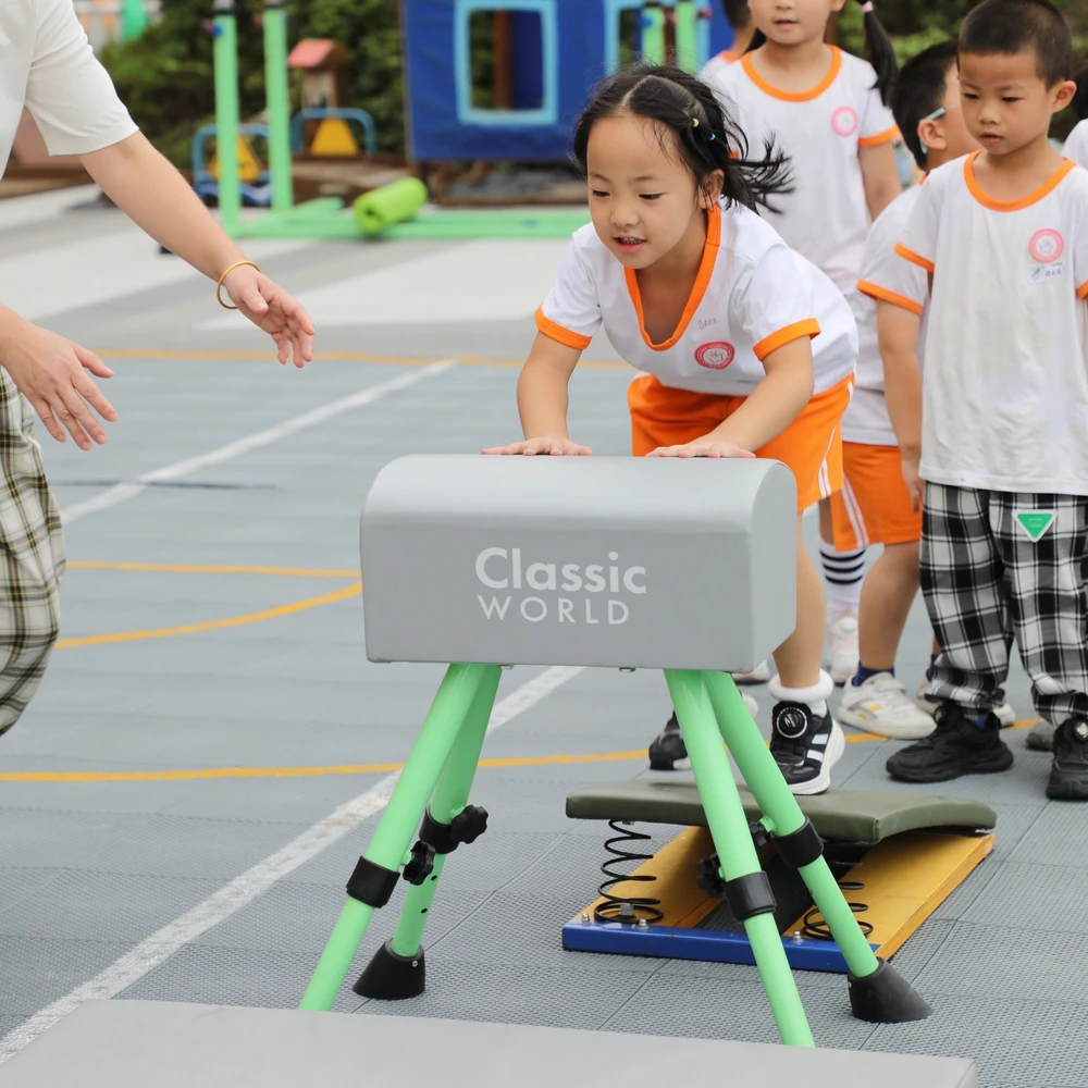 CLASSIC WORLD EDU medinių tramplinų gimnastikos lentų sertifikatai