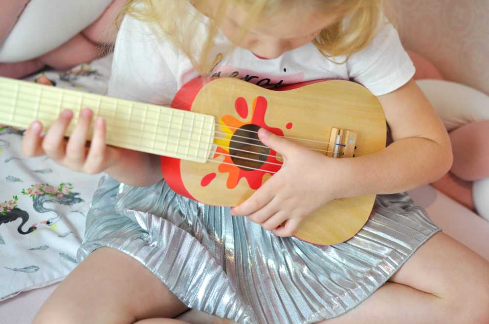 Classic World Klasikinė pasaulio medinė gitara vaikams akustinė