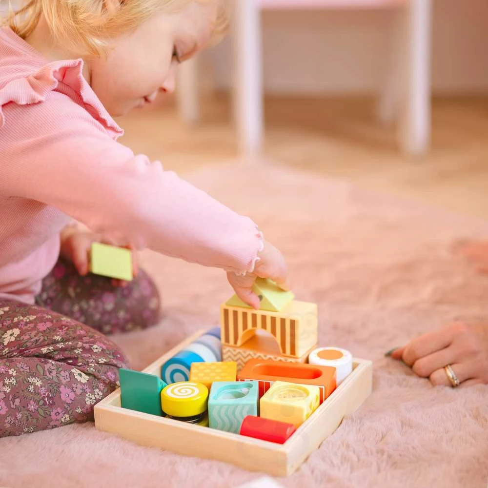 Medinės sensorinės kaladėlės su 7 funkcijomis CLASSIC WORLD Montessori
