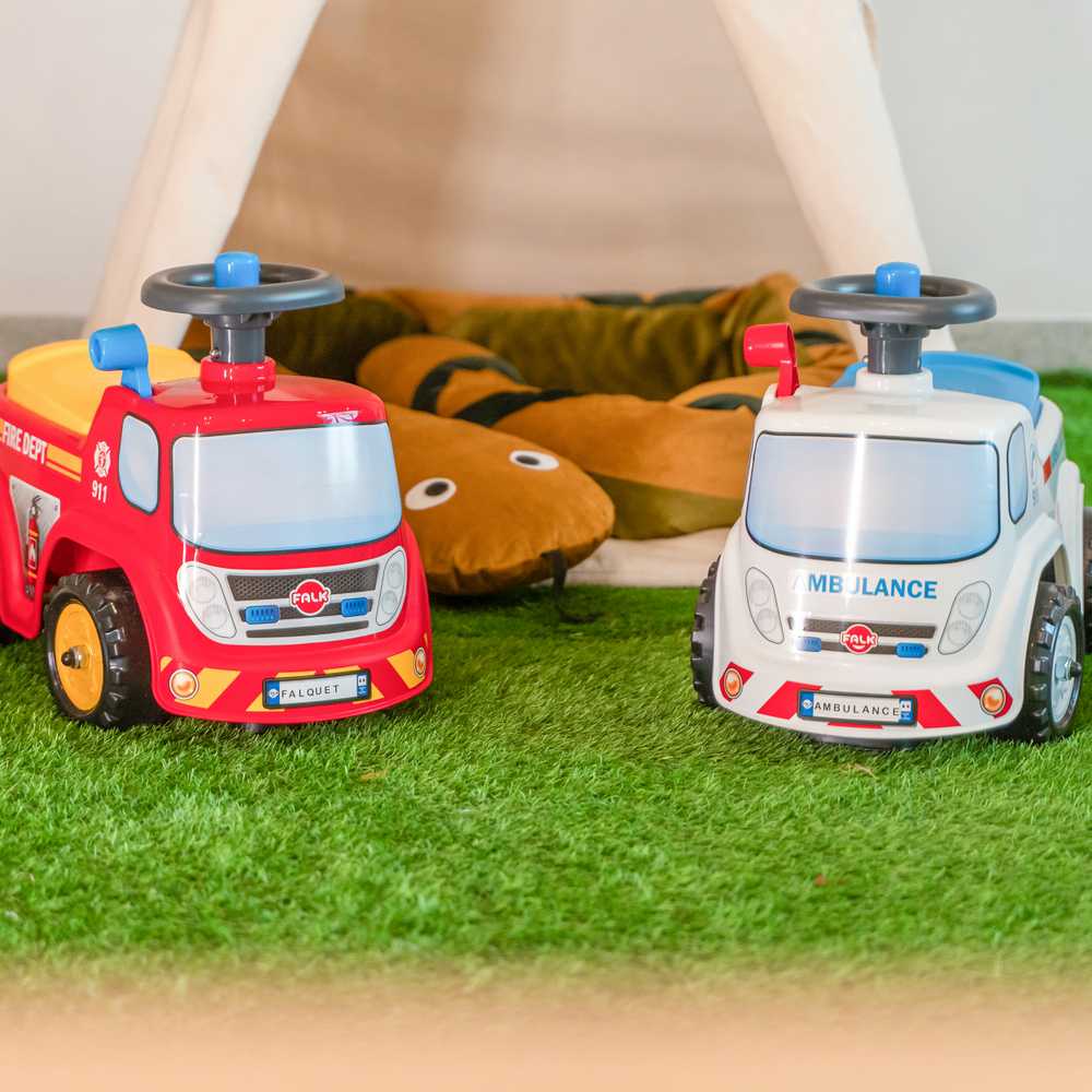 FALK Vaikiškas Automobilis Greitoji Pagalba su Klaksonu