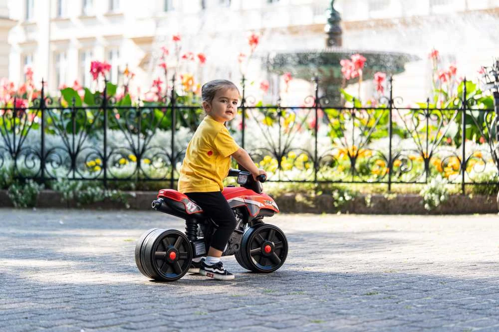 Dėlionė FALK Vaikiškas motociklas Raudonasis Racing Team Sėdimoji su plačiomis padangomis nuo 1 metų