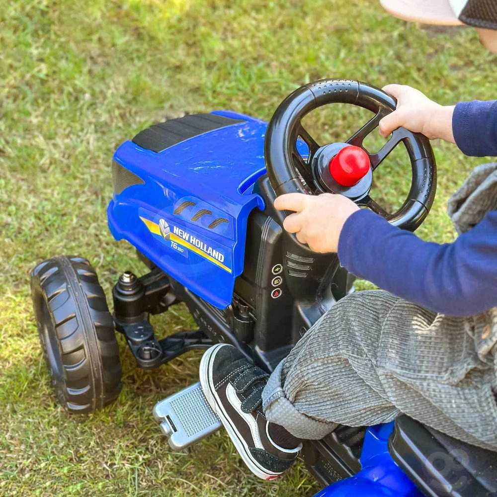 FALK „New Holland“ pedalinis traktorius su priekaba ir atidaromu variklio dangčiu, 2-5 metų vaikams