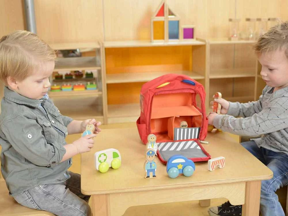 MASTERKIDZ gelbėjimo tarnybų centras kuprinėje