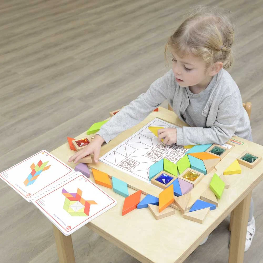 Masterkidz „MasterKid Mosaic“ galvosūkio mokymosi spalvos ir formos Tangram Montessori