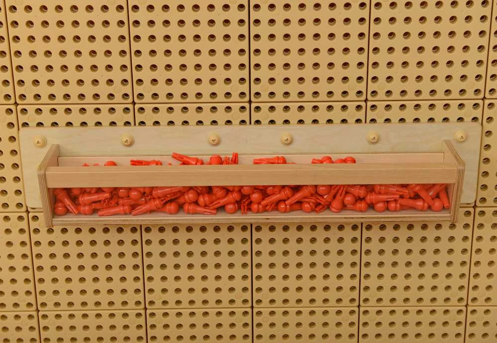 MASTERKIDZ medinis konteineris su permatoma sienele, 80 cm, skirtas STEM mokslo ir kūrybiškumo lentoms