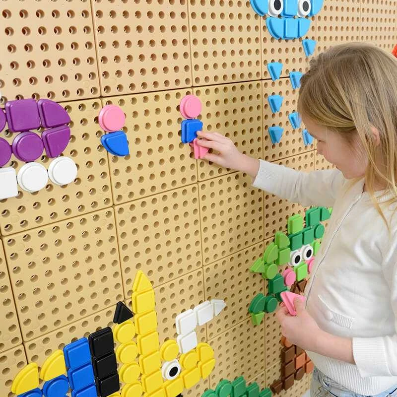 MASTERKIDZ 64 geometrinių formų kaiščių rinkinys STEM lentoms