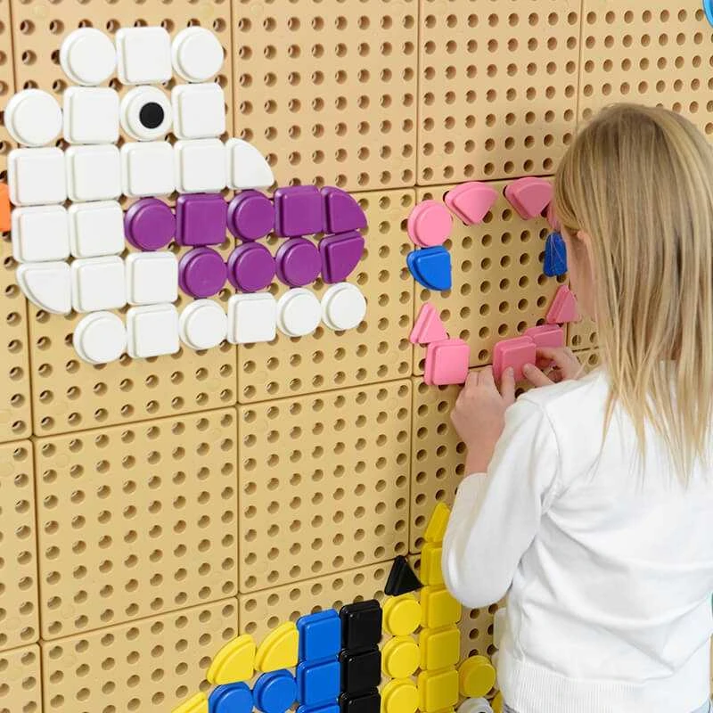 MASTERKIDZ 64 geometrinių formų kaiščių rinkinys STEM lentoms