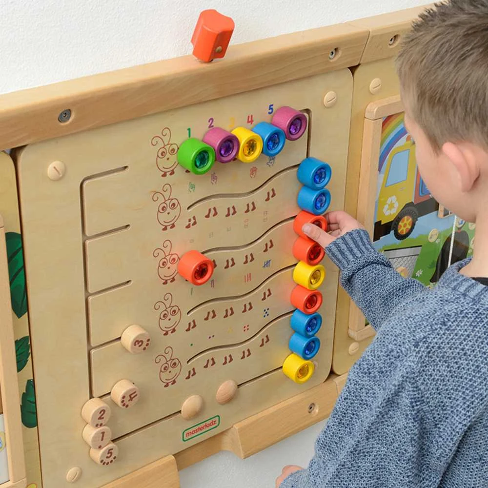 MASTERKIDZ medinė sieninė lenta spalvingos vikšrelės