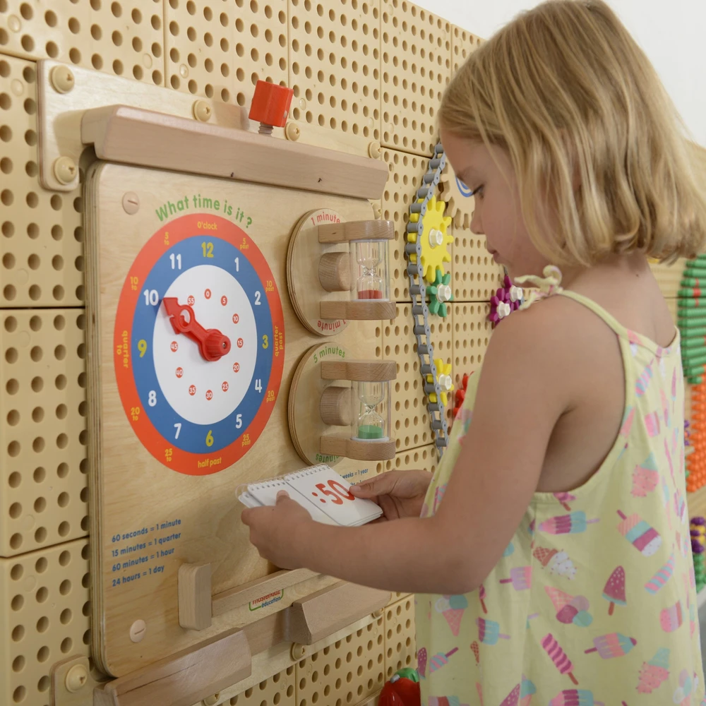 MASTERKIDZ edukacinė lentelė Laiko pažinimas