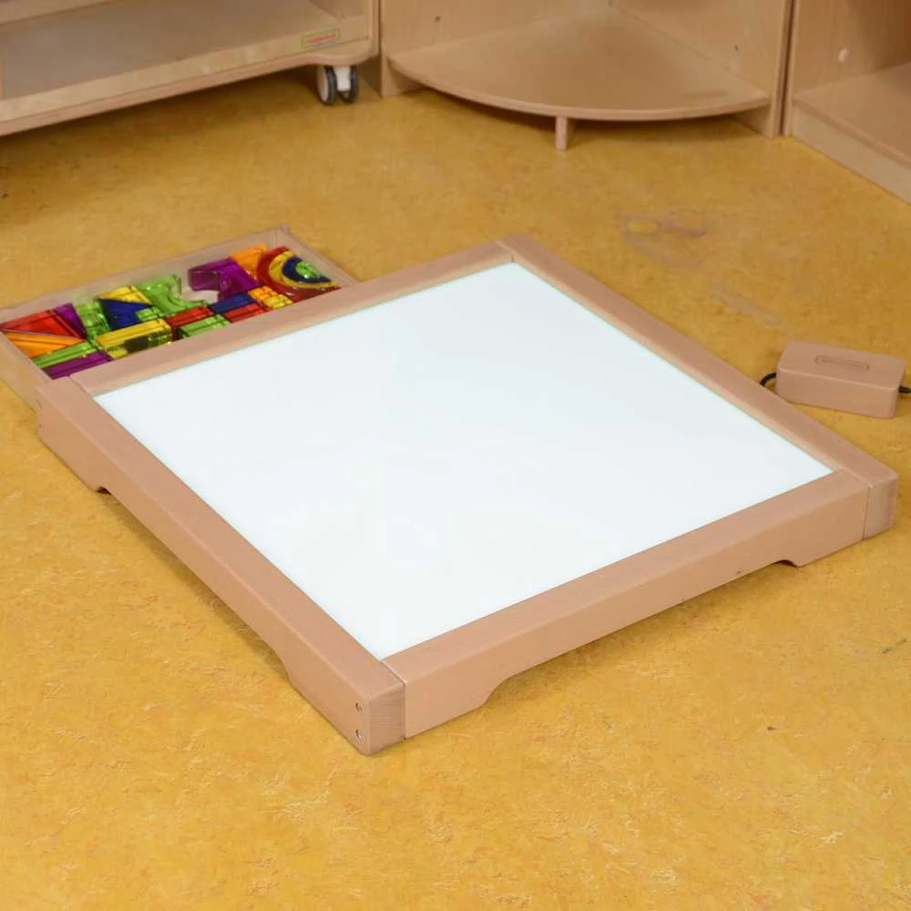 MASTERKIDZ LED šviesos skydelis, keičiantis spalvą su nuotolinio valdymo pultu