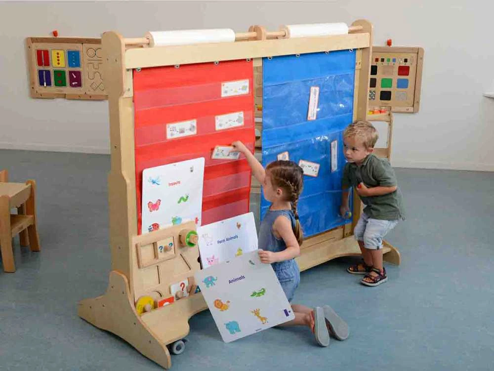 Masterkidz Medžiaginis Lapelis Su Kišenėmis Knygoms ir Paveikslėliams Mėlynas