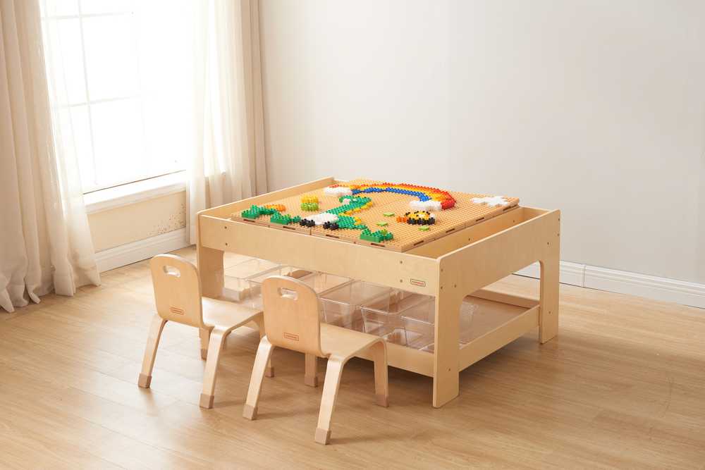 MASTERKIDZ Medinis lavinamasis stalas + SIENOS PRIEDAI KIEMS + 359 vnt.
