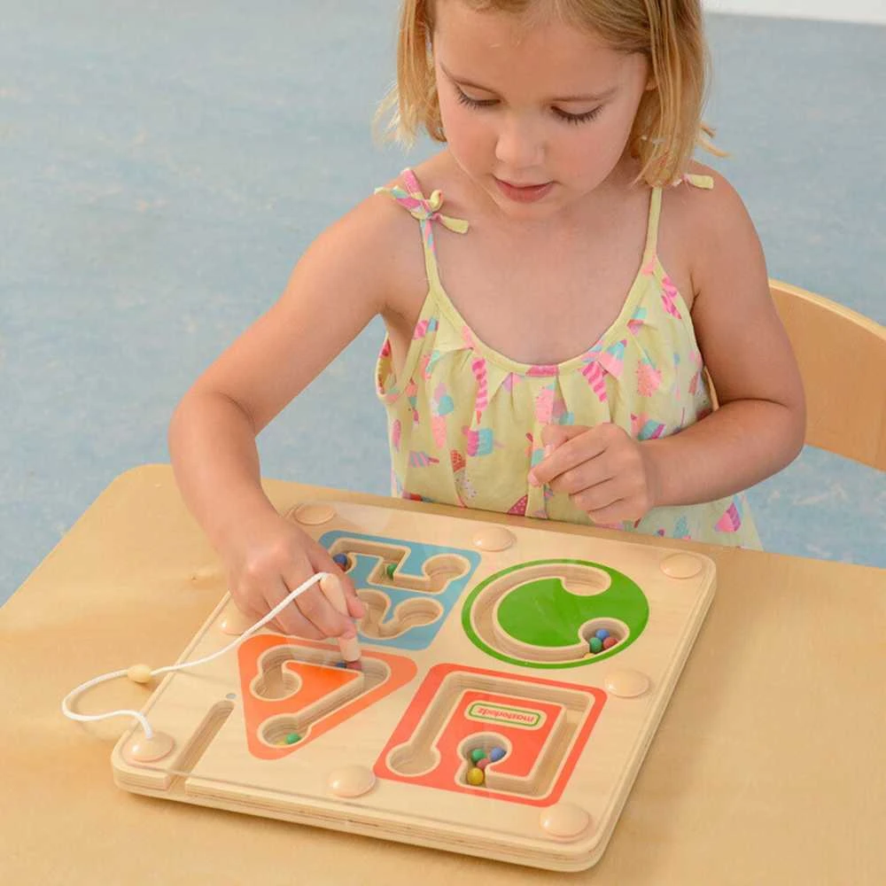 MASTERKIDZ medinis magnetinis labirintas – rašymui ir motorikai