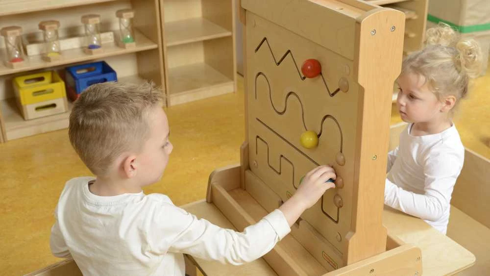 MASTERKIDZ Montessorinio Lavinimo Stalas Mažai Motorikai