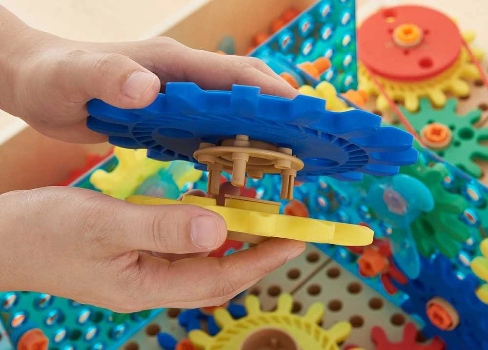 MASTERKIDZ priedų rinkinys krumpliaračiai STEM sieninėms plokštėms 198 vnt