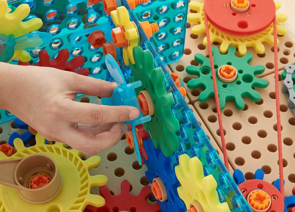 MASTERKIDZ priedų rinkinys krumpliaračiai STEM sieninėms plokštėms 198 vnt