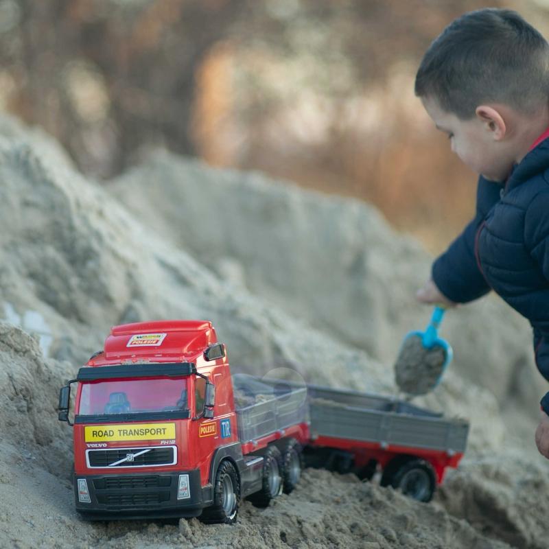 Falk Vaikiškas Elektromobilis Racing Raudonas Su Platiomis Padangomis