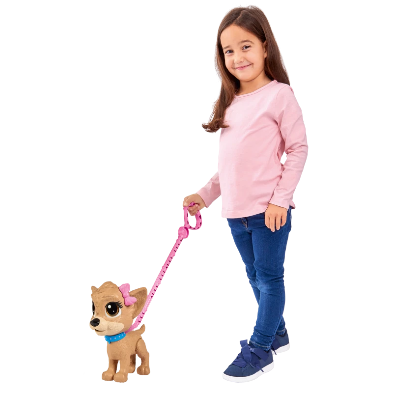 Simba Chi Chi Love pii Pii šuniukas daro šlapimąsi